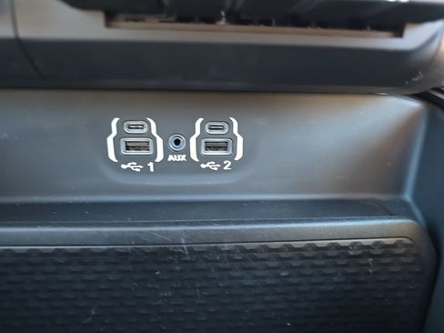 Used 2021 RAM 1500 Laramie w/ Sport Appearance Package image 31