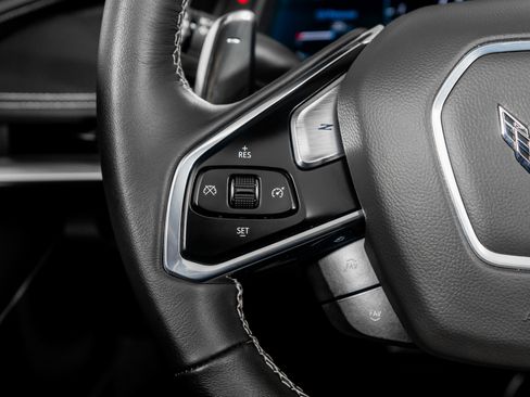 Used 2023 Chevrolet Corvette Stingray Coupe w/ Z51 Performance Package image 40