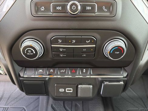 Used 2024 Chevrolet Silverado 1500 Custom AWD/4WD image 19
