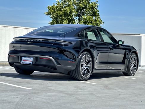 Certified 2023 Porsche Taycan RWD image 8