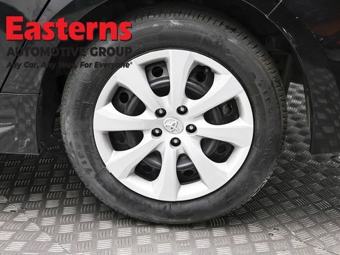 Used 2024 Toyota Corolla LE FWD image 8