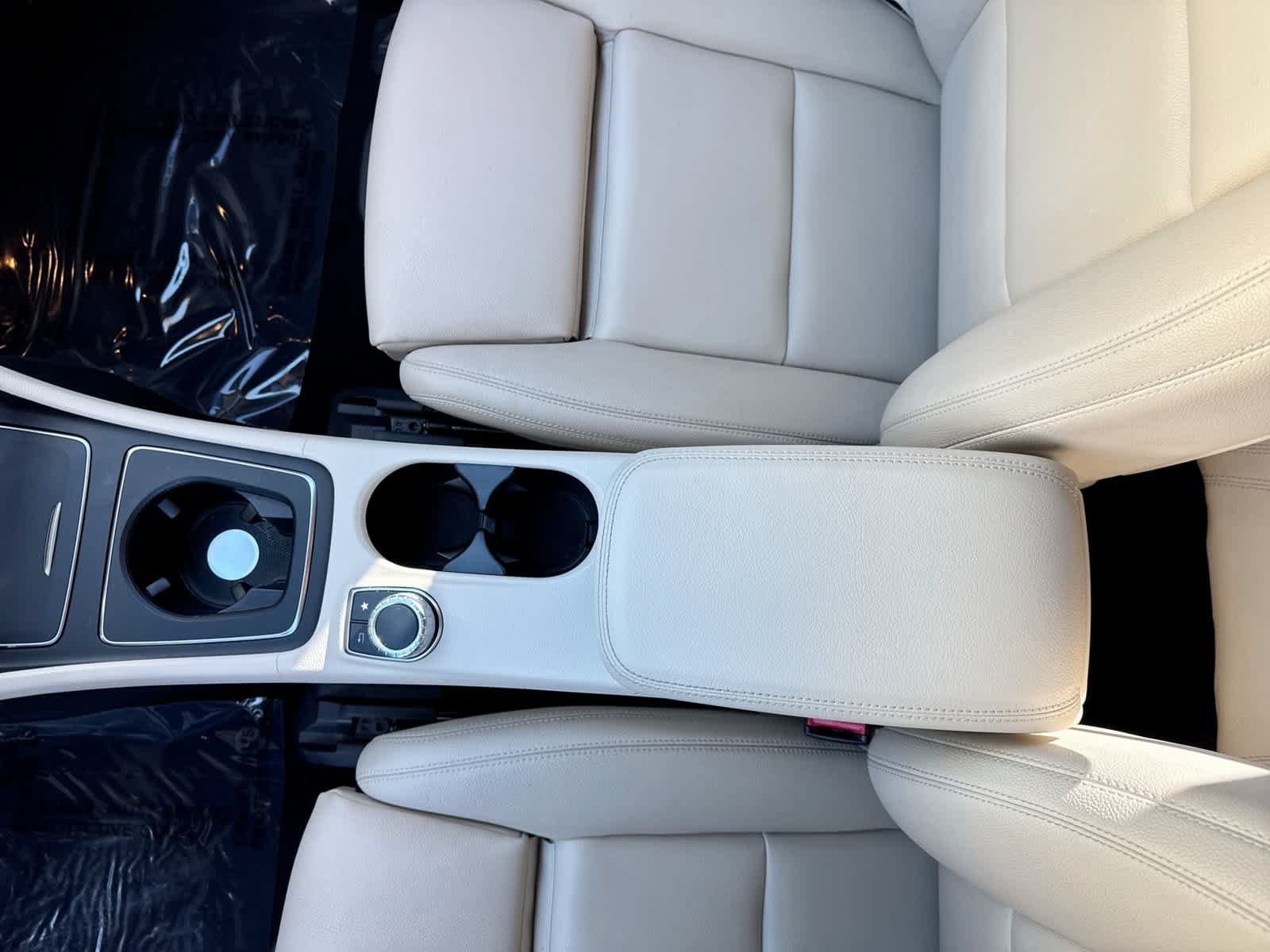 Used 2018 Mercedes-Benz CLA 250 image 33