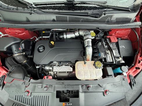 Used 2019 Buick Encore Essence w/ Experience Buick Package image 14