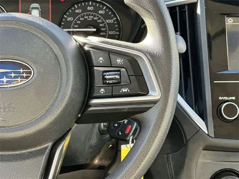 Used 2019 Subaru Impreza 2.0i w/ Eyesight image 9