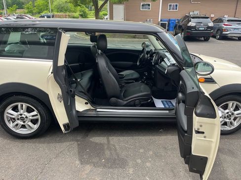 Used 2012 MINI Cooper Clubman FWD image 17