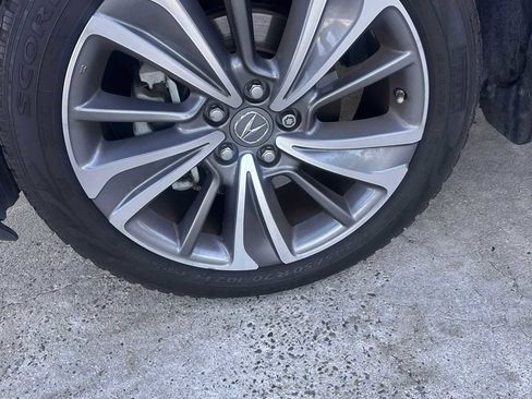 Certified 2018 Acura MDX SH-AWD w/ Technology Package image 9