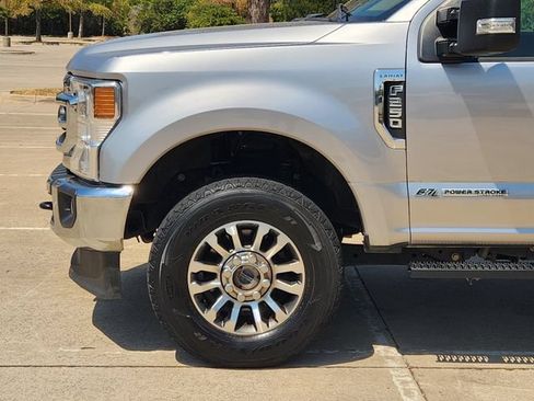 Used 2022 Ford F250 Lariat w/ Lariat Ultimate Package AWD/4WD image 8
