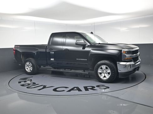 Used 2016 Chevrolet Silverado 1500 LT w/ All Star Edition image 2