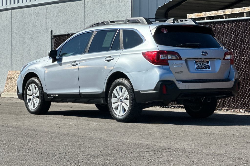 Used 2018 Subaru Outback 2.5i Premium AWD/4WD image 9