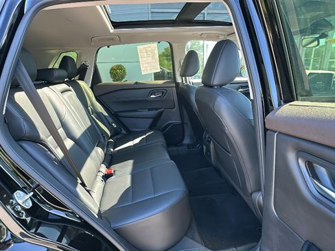 Certified 2023 Nissan Rogue SV AWD/4WD image 24
