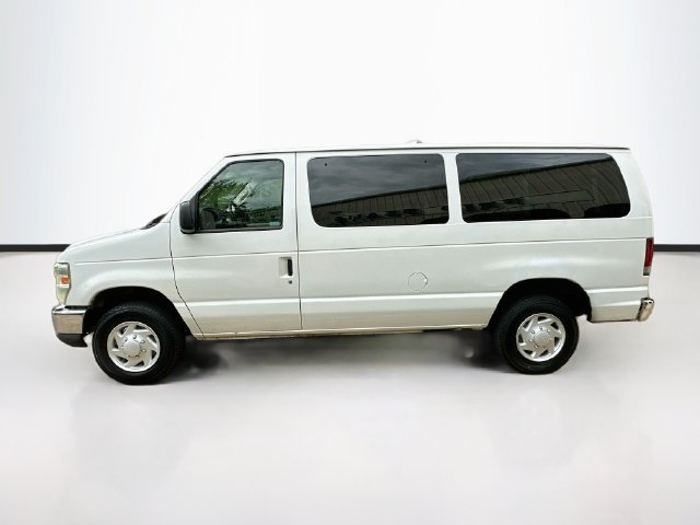 Used 2008 Ford E-350 and Econoline 350 XL RWD image 5