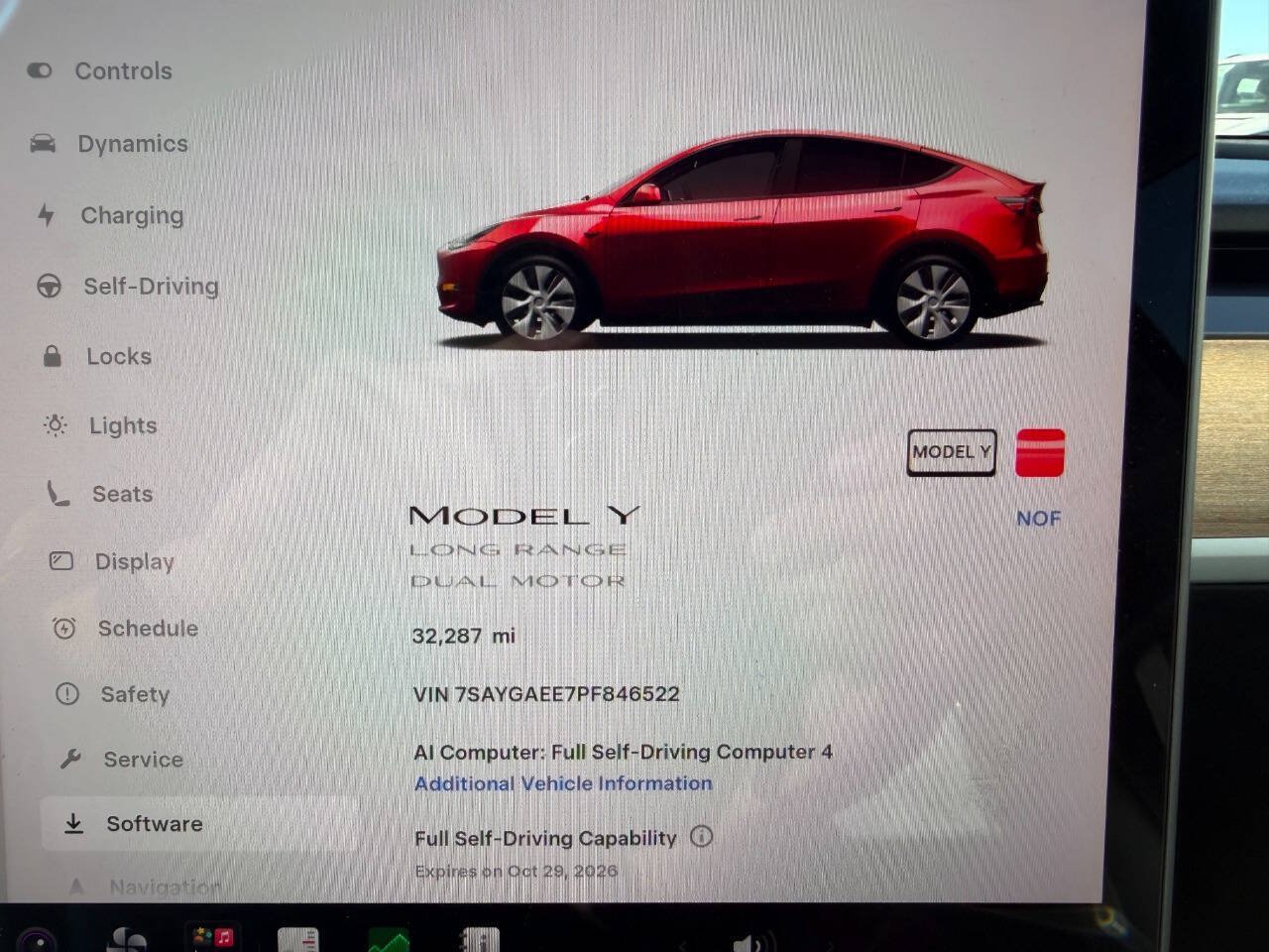 Used 2023 Tesla Model Y Long Range AWD/4WD image 25