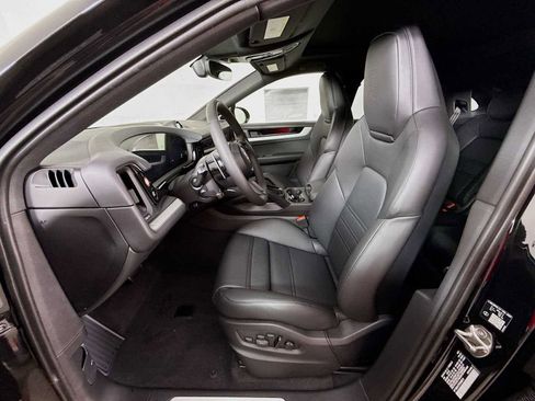 New 2026 Porsche Cayenne S AWD/4WD image 5