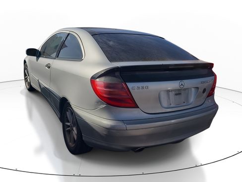Used 2002 Mercedes-Benz C 230 Coupe image 4