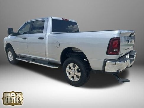 Used 2026 RAM 2500 Big Horn AWD/4WD image 5