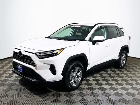 Certified 2025 Toyota RAV4 XLE AWD/4WD image 3