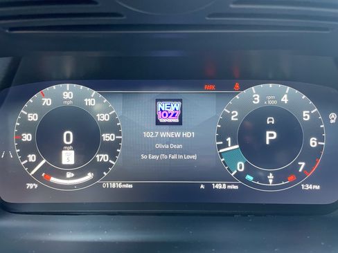Used 2025 Land Rover Discovery Sport Dynamic SE AWD/4WD image 24