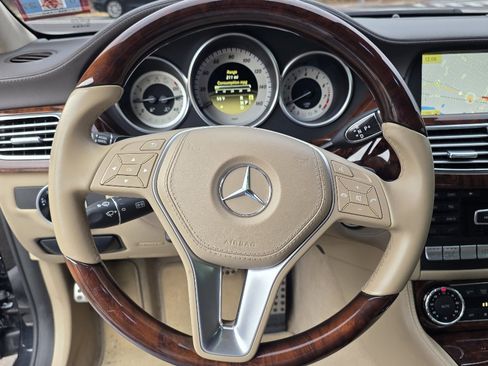Used 2012 Mercedes-Benz CLS 550 4MATIC image 27