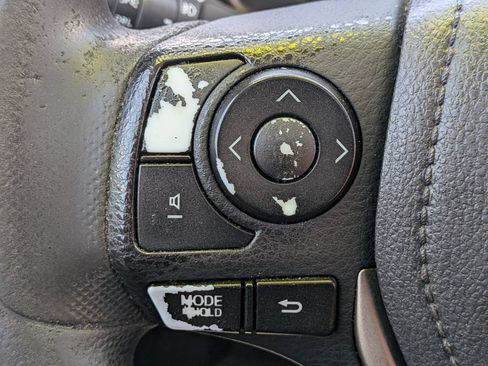 Used 2014 Toyota RAV4 XLE FWD image 25