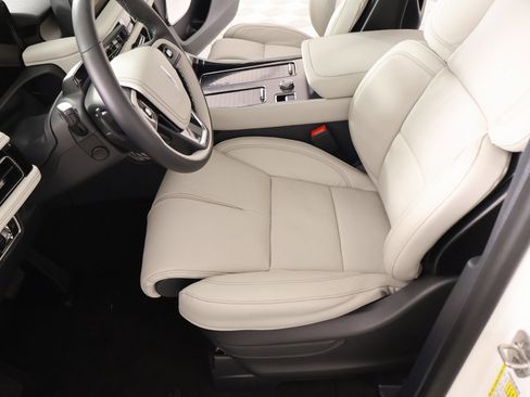 New 2026 Lincoln Aviator Reserve image 11