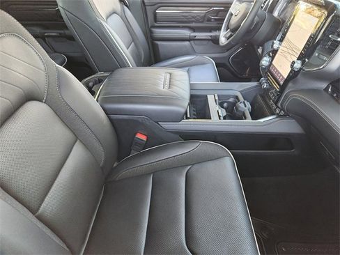 Used 2025 RAM 1500 Limited w/ Trailer Tow Group image 14