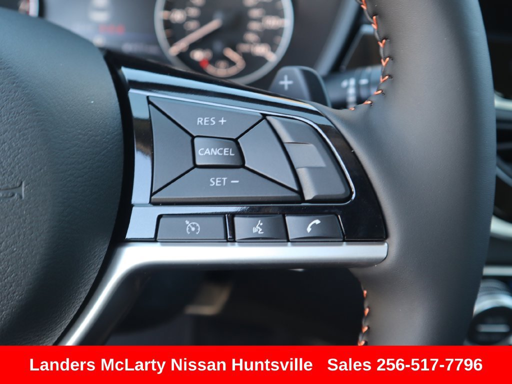 Used 2025 Nissan Altima 2.5 SR w/ SR Premium Package FWD image 23