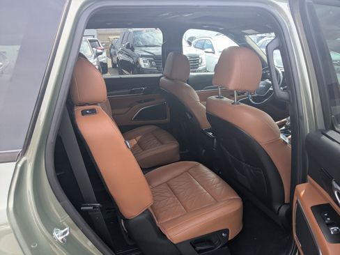Used 2024 Kia Telluride SX Prestige X-Line AWD/4WD image 35