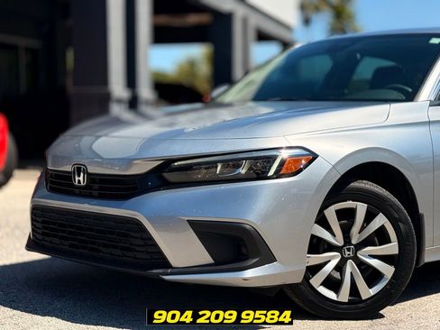Used 2023 Honda Civic LX image 2