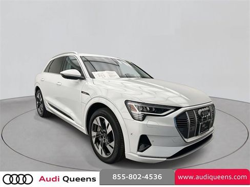 Certified 2023 Audi e-tron Premium Plus w/ Premium Plus Package image 5