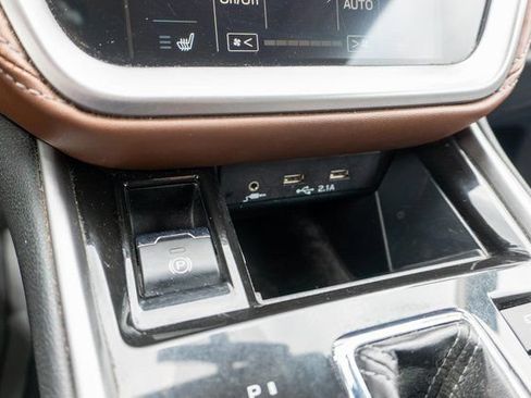 Used 2021 Subaru Outback Touring XT AWD/4WD image 31