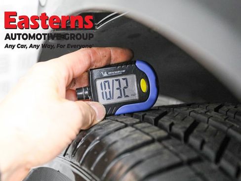 Used 2023 Hyundai Santa Fe SEL image 27