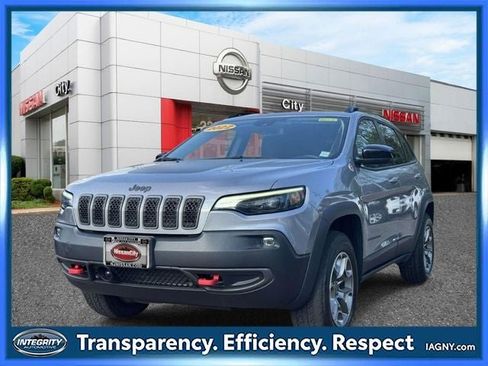 Used 2022 Jeep Cherokee Trailhawk w/ Comfort/Convenience Group AWD/4WD image 4