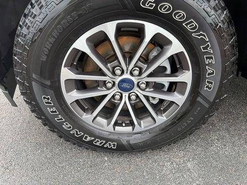 Used 2019 Ford F150 XLT w/ Equipment Group 301A Mid AWD/4WD image 9