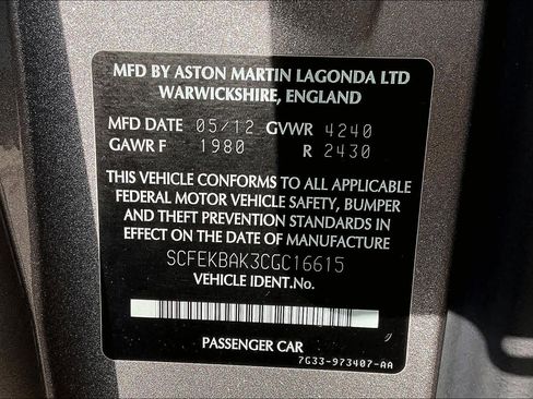 Used 2012 Aston Martin V8 Vantage Coupe image 33