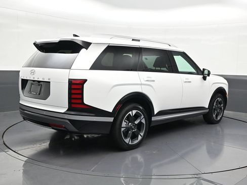 Used 2026 Hyundai Palisade Limited FWD image 5