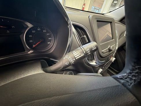 Used 2024 Chevrolet Equinox LT AWD/4WD image 18