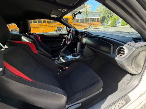 Used 2013 Scion FR-S RWD image 23
