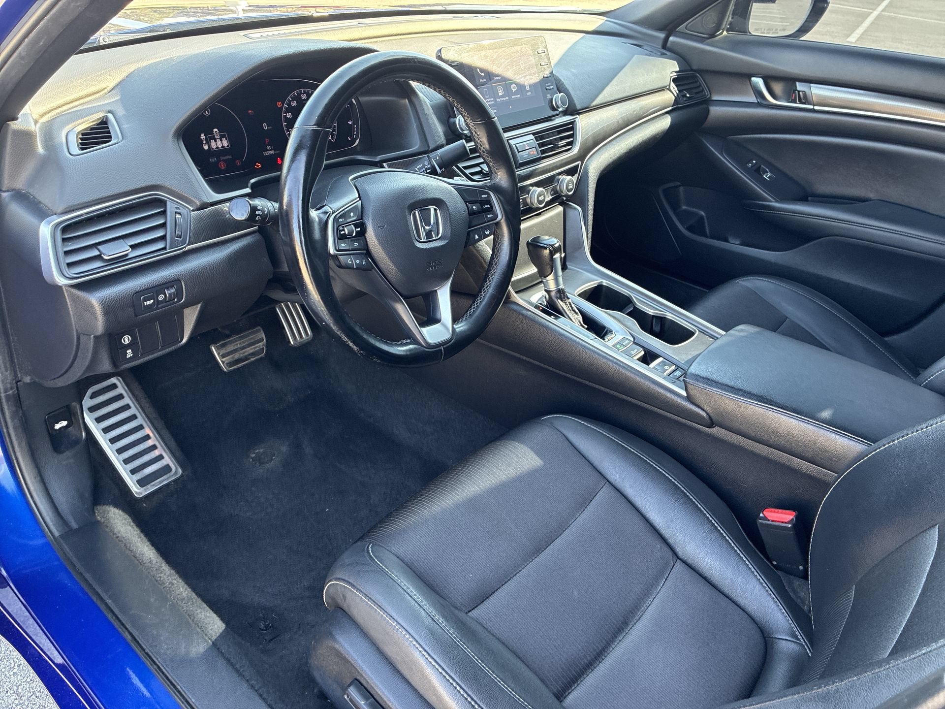 Certified 2022 Honda Accord Sport image 2