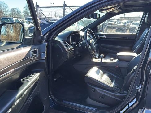 Used 2015 Jeep Grand Cherokee Limited w/ Trailer Tow Group IV image 18