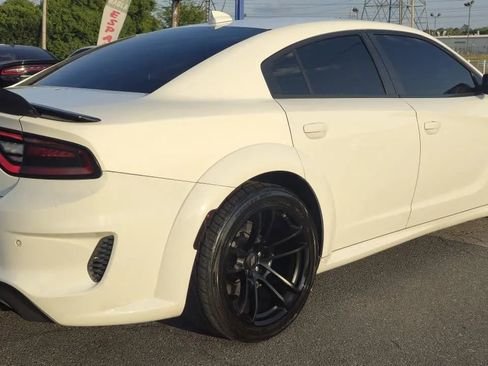 Used 2022 Dodge Charger Scat Pack image 4