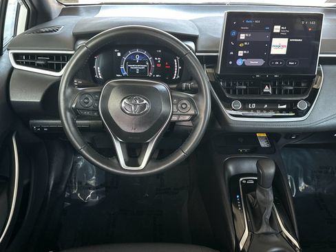 Used 2025 Toyota Corolla SE w/ SE Premium Package FWD image 13