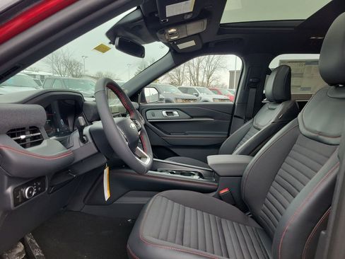 New 2026 Ford Explorer ST-Line w/ ST-Line Street Pack image 16