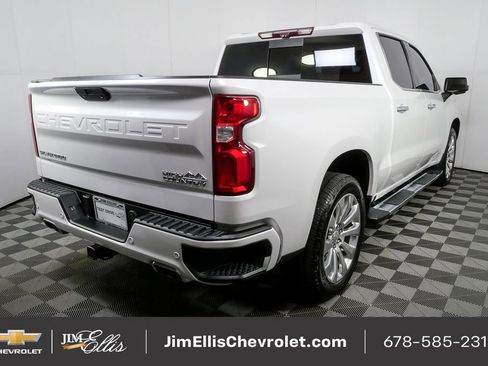 Used 2021 Chevrolet Silverado 1500 High Country w/ Technology Package image 30
