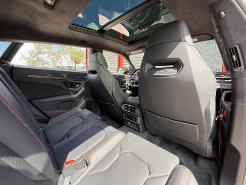 Used 2023 Lamborghini Urus S image 22