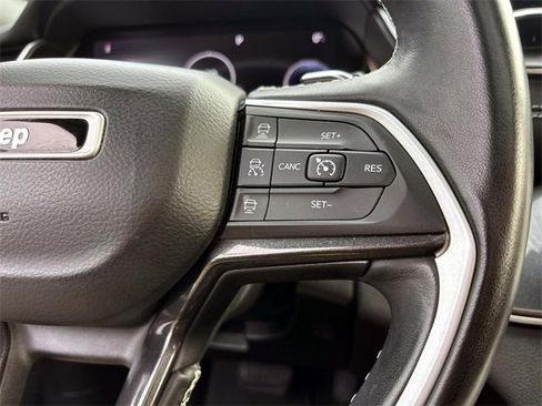 Used 2021 Jeep Grand Cherokee L Laredo image 22