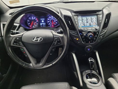 Used 2016 Hyundai Veloster Turbo FWD image 22