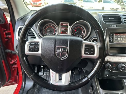 Used 2020 Dodge Journey SE w/ SE Popular Equipment Group image 18