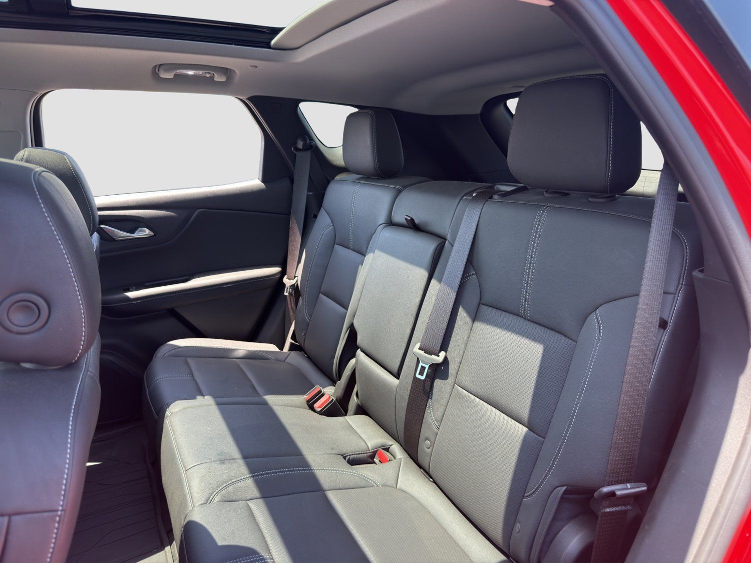 Used 2025 Chevrolet Blazer LT w/ Sound & Technology Package FWD image 13