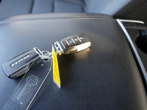 Used 2022 RAM 1500 Big Horn image 31