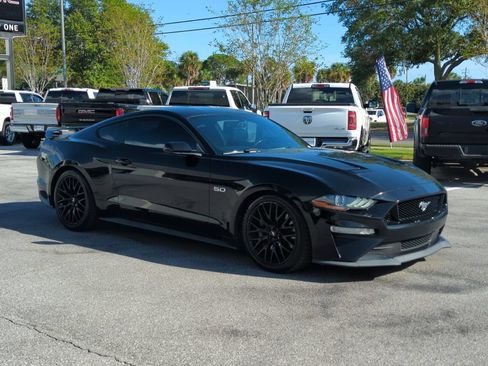 Used 2018 Ford Mustang GT w/ GT Performance Package RWD image 8